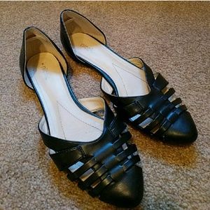 Nicole Haurache  Sandals/Flats